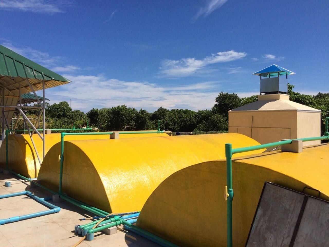 A working clean-energy biodigester installation