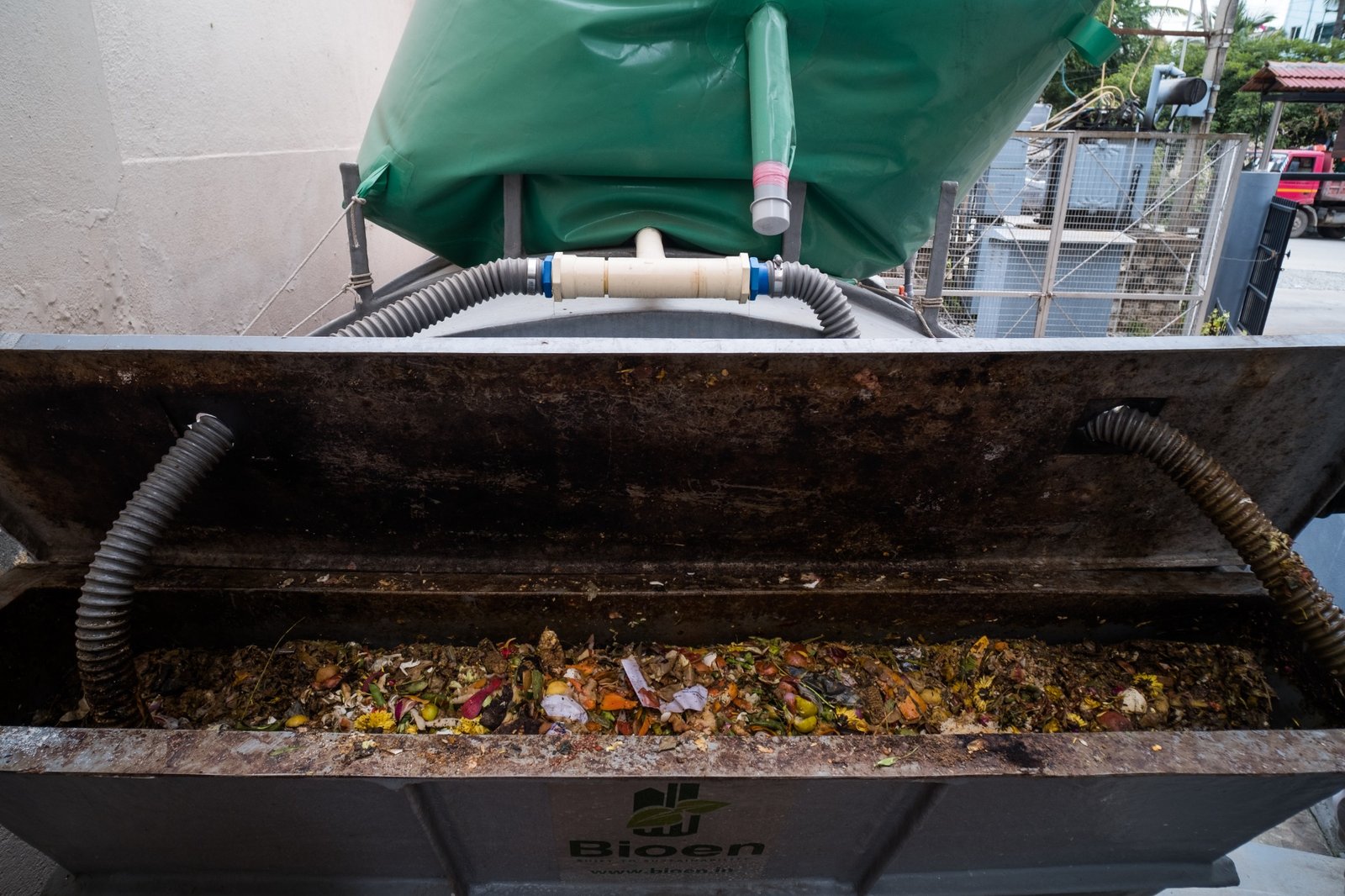 Kitchen waste separated as a feedstock for energy recovery